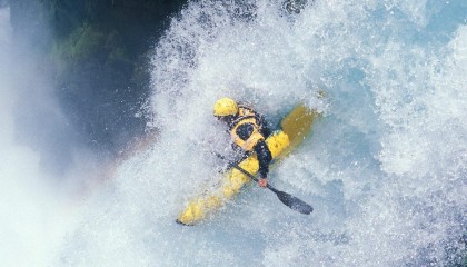 【九游娱乐】足坛震撼！天价转会刷新纪录，豪门争夺战尘埃落定