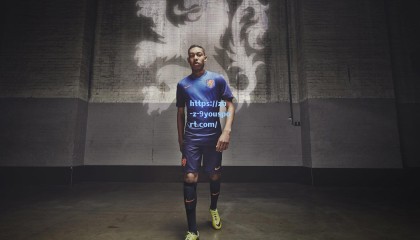 九游体育官网_自由泳巅峰对决，新星闪耀泳坛，老将再创传奇