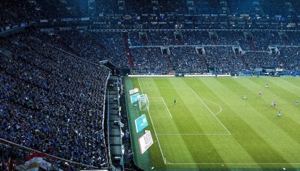 九游娱乐-莱万帽子戏法闪耀巴拉伊多斯 巴塞罗那客场力擒塞尔塔