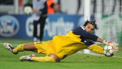 九游娱乐-斯洛特点评枪手全面战力 坦言红军定位球攻防亟待提升