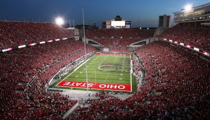 九游娱乐-潘展乐破亚洲纪录 闪耀世界泳坛