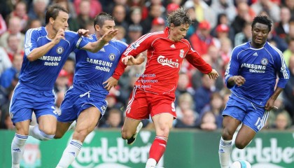 九游娱乐：意甲争冠白热化，国际米兰绝杀登顶，AC米兰紧追不舍，尤文图斯掉队危机