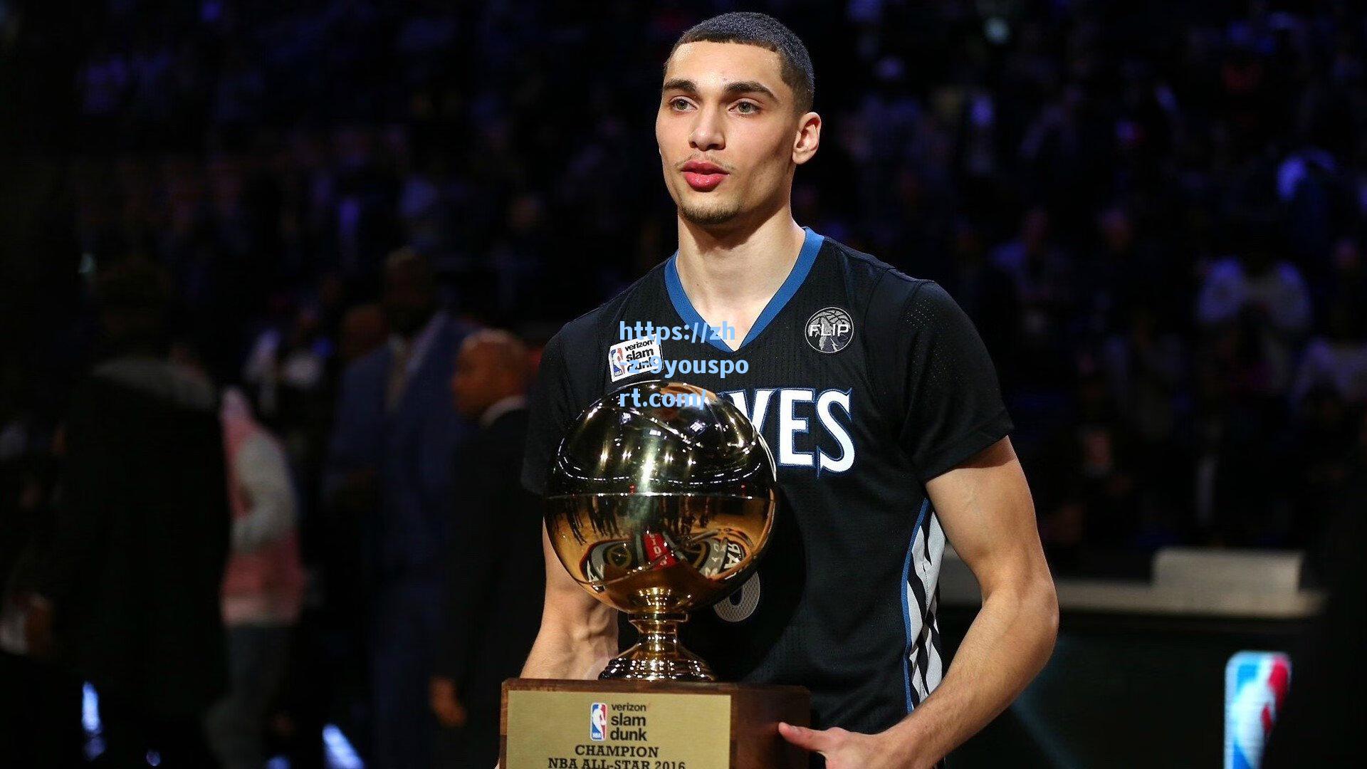 NBA季后赛激战正酣，勇士逆转太阳，库里关键三分锁定胜局