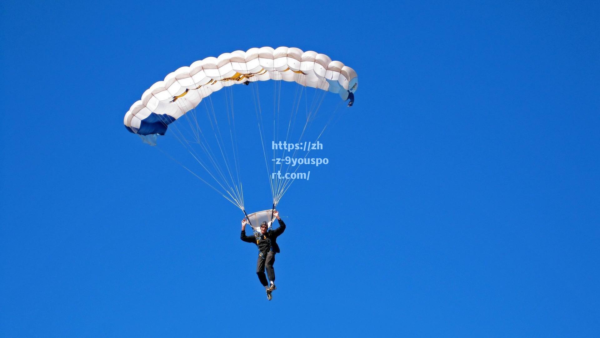 英超争冠白热化，曼城、阿森纳、利物浦上演三强争霸