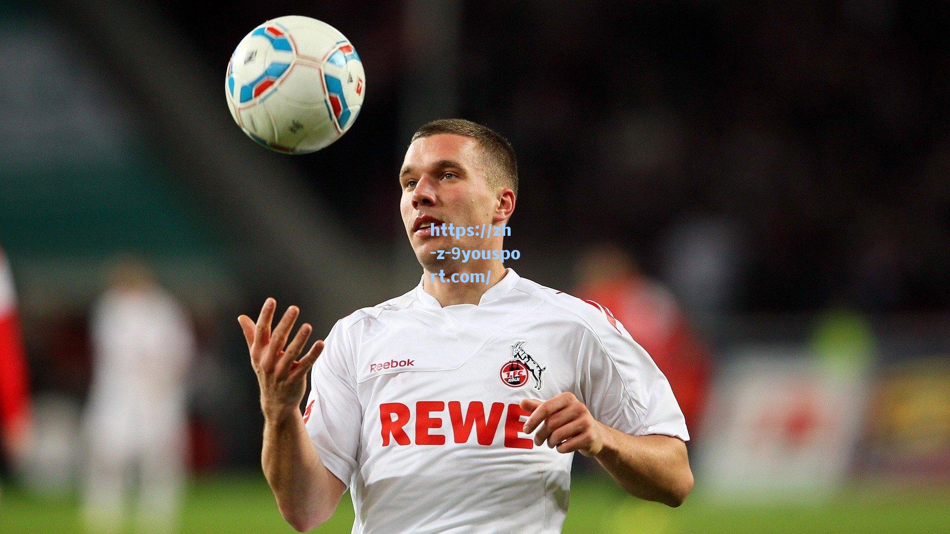 世界杯激战正酣,豪门对决引爆全球热潮,新星闪耀改写赛事格局